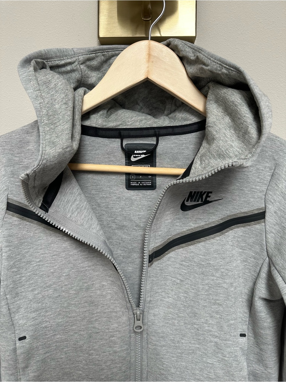 Nike Kids Light Grey Hooded Full-Zip Jacket with Black Logo